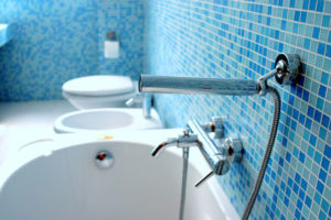 mosaique bleu salle de bain