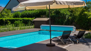terrasse piscine bois composite